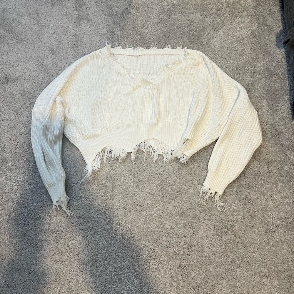 Frayed Hem Cream Sweater